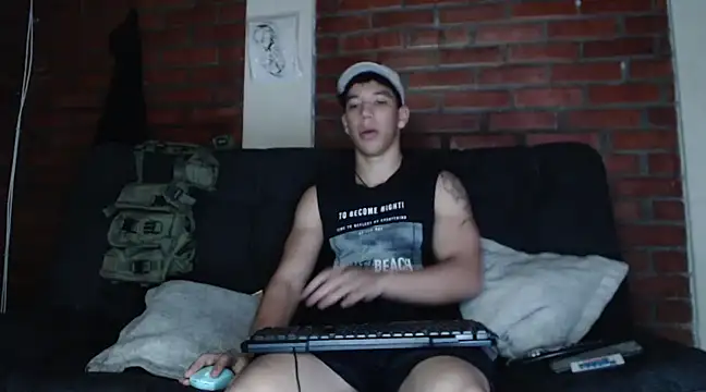 Snapshot of ethan_noir chatting on 01-24-25, 05:21 ethan noir online show from 01-24-25, 05:21