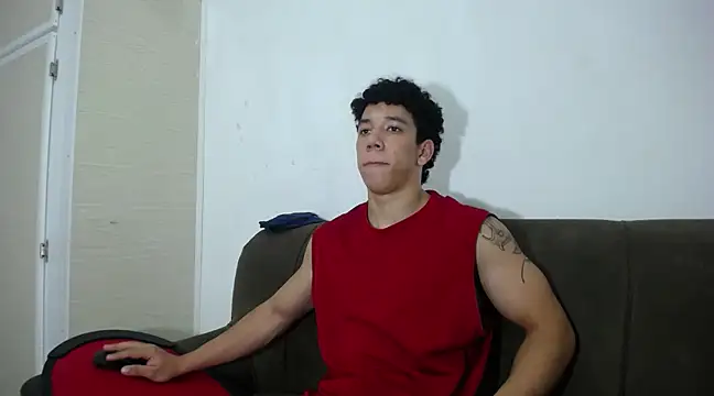 Snapshot of ethan_noir chatting on 02-24-25, 10:58 ethan noir online show from 02-24-25, 10:58