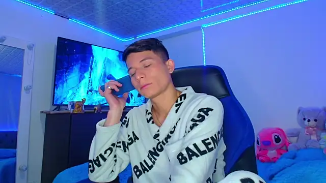 bryamer 19 online show from 01-24-25, 04:05