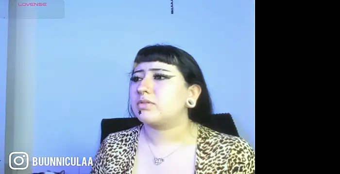 larissa01  online show from 02-22-26, 10:19