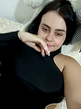 Snapshot of Im_Amelia chatting on 12-19-24, 02:01 Im Amelia online show from 12-19-24, 02:01