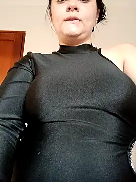 Snapshot of Im_Amelia chatting on 01-15-25, 10:46 Im Amelia online show from 01-15-25, 10:46