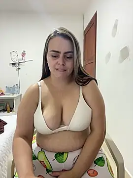 Im Amelia online show from 06-14-26, 01:25