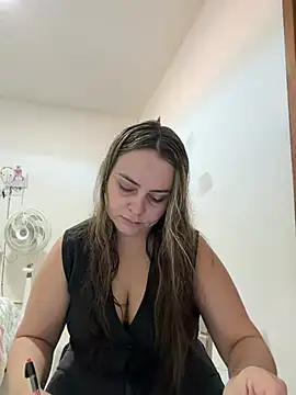 Im Amelia online show from 07-16-26, 12:55