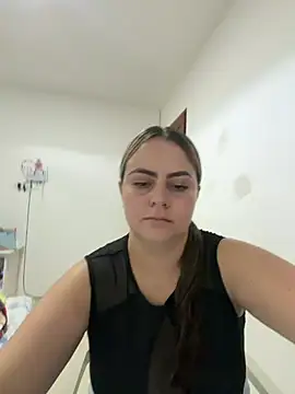 Im Amelia online show from 07-17-26, 04:01