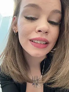 Street young online show from 03-02-25, 12:43