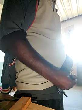 Snapshot of babeind chatting on 03-15-25, 02:56 babeind online show from 03-15-25, 02:56