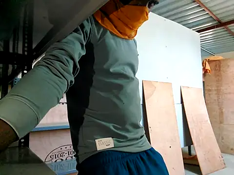 Snapshot of babeind chatting on 03-18-25, 02:04 babeind online show from 03-18-25, 02:04