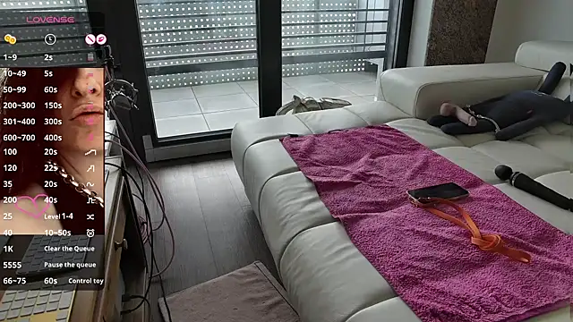 sexyLolia11 online show from 05-25-26, 06:41
