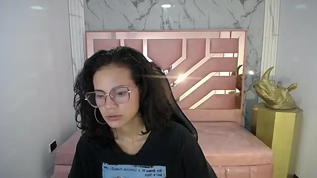 Tyna ch online show from 01-14-25, 04:29