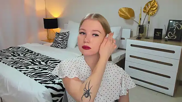 shy  lady online show from 01-16-25, 06:27