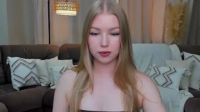 shy  lady online show from 05-26-26, 11:39