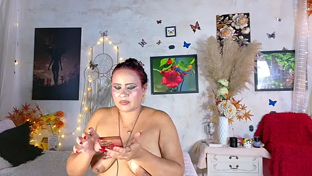 Kyara Queen online show from 05-21-26, 06:48