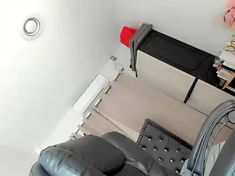 Snapshot of Selene14 chatting on 09-15-25, 07:14 Selene14 online show from 09-15-25, 07:14