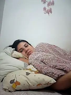 Snapshot of AbbyBaker222 chatting on 12-14-24, 06:46 AbbyBaker222 online show from 12-14-24, 06:46