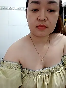 VyOanh2K online show from 03-13-25, 07:06