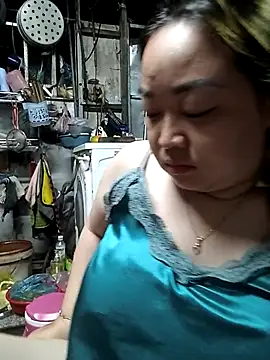 VyOanh2K online show from 09-28-25, 03:28