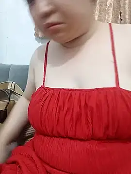 Snapshot of VyOanh2K chatting on 07-31-26, 03:44 VyOanh2K online show from 07-31-26, 03:44