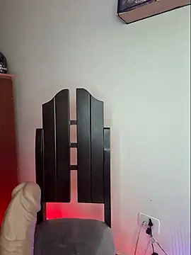 Snapshot of Aria_Bennett21 chatting on 12-06-24, 03:00 Aria Bennett21 online show from 12-06-24, 03:00