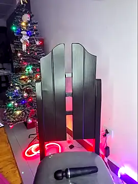 Snapshot of Aria_Bennett21 chatting on 12-17-24, 10:43 Aria Bennett21 online show from 12-17-24, 10:43