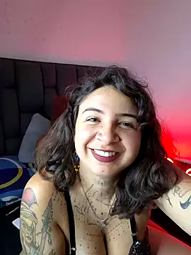 Snapshot of Aria_Bennett21 chatting on 02-09-25, 02:38 Aria Bennett21 online show from 02-09-25, 02:38