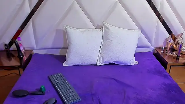 Aura love69 online show from 03-06-25, 08:30