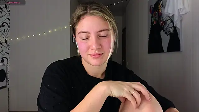 Snapshot of Yassyaaa chatting on 01-15-25, 03:00 Yassyaaa online show from 01-15-25, 03:00