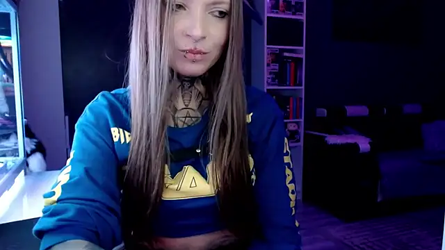 Snapshot of InesGold chatting on 02-20-25, 06:24 InesGold online show from 02-20-25, 06:24