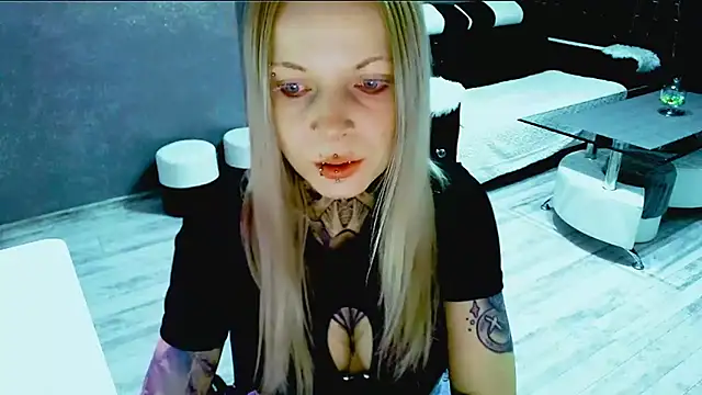 InesGold online show from 10-29-25, 08:16