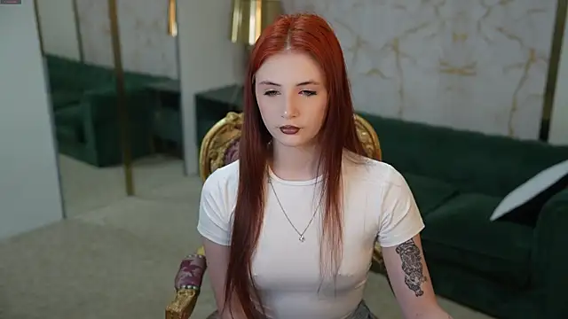 Snapshot of Torii_054 chatting on 09-29-25, 06:18 Torii 054 online show from 09-29-25, 06:18