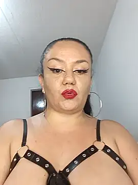 Snapshot of Kinkster_Jade chatting on 03-05-25, 01:21 Kinkster Jade online show from 03-05-25, 01:21