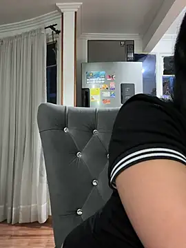 Snapshot of Sara_luna_ chatting on 01-09-25, 12:57 Sara luna  online show from 01-09-25, 12:57