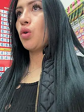 Snapshot of Sara_luna_ chatting on 03-14-25, 03:58 Sara luna  online show from 03-14-25, 03:58