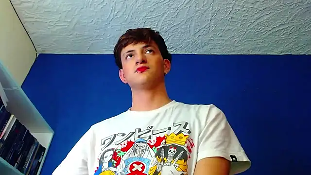 Snapshot of GabyThoms chatting on 01-11-25, 01:06 GabyThoms online show from 01-11-25, 01:06