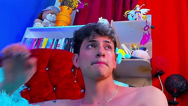 Snapshot of GabyThoms chatting on 03-13-25, 11:59 GabyThoms online show from 03-13-25, 11:59