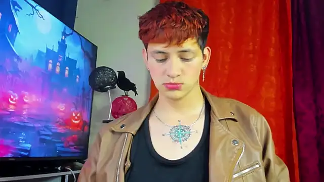 Snapshot of GabyThoms chatting on 10-25-25, 05:37 GabyThoms online show from 10-25-25, 05:37