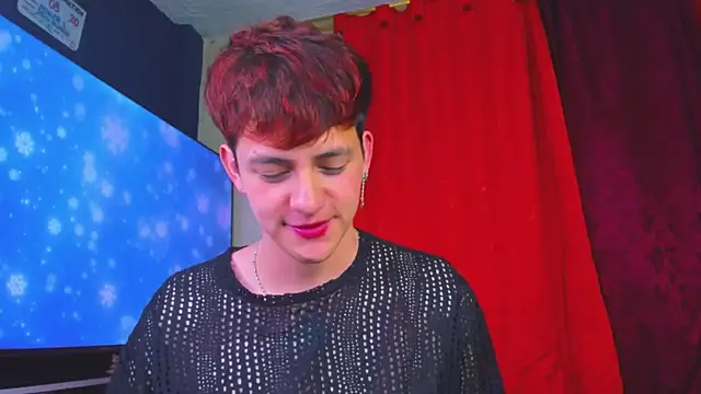 Snapshot of GabyThoms chatting on 12-02-25, 12:49 GabyThoms online show from 12-02-25, 12:49