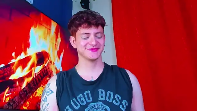 Snapshot of GabyThoms chatting on 12-17-25, 11:22 GabyThoms online show from 12-17-25, 11:22