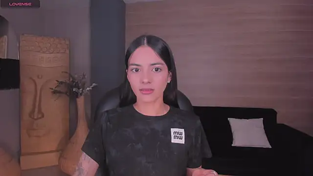 HannahJamesX online show from 01-03-25, 06:46