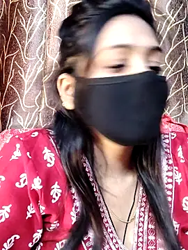 Snapshot of Monalisha_G chatting on 02-01-26, 11:42 Monalisha G online show from 02-01-26, 11:42