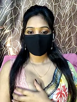 Snapshot of Monalisha_G chatting on 03-08-26, 10:08 Monalisha G online show from 03-08-26, 10:08