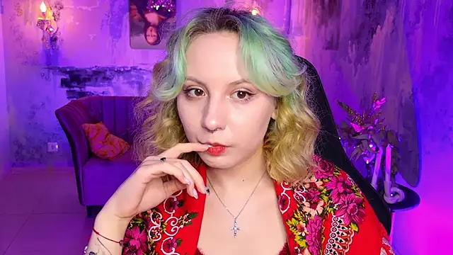 Snapshot of JasmineMilko chatting on 01-07-25, 08:13 JasmineMilko online show from 01-07-25, 08:13