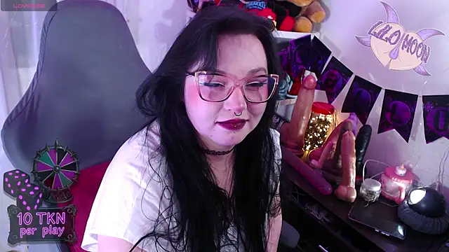 LiloMoon69 online show from 11-05-25, 04:51