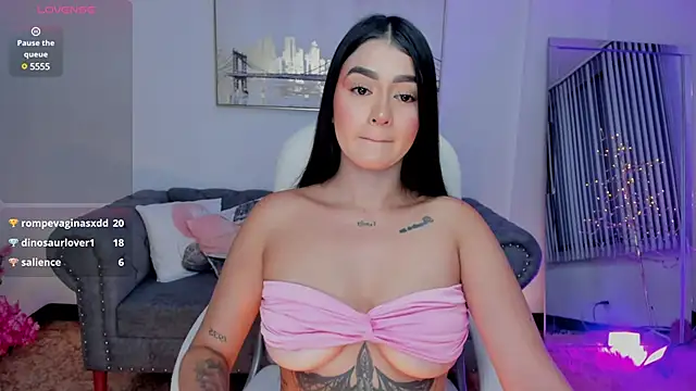 Snapshot of amelie_jhons chatting on 01-14-25, 12:00 amelie jhons online show from 01-14-25, 12:00
