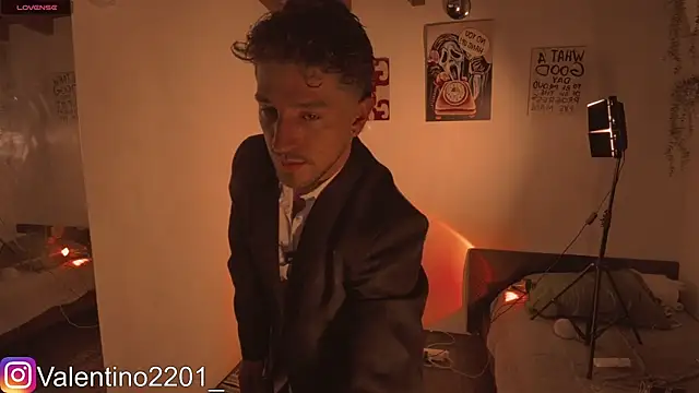 Valentino Xander online show from 07-05-26, 12:39