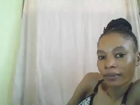 Snapshot of Sweetpetite254 chatting on 03-22-25, 06:33 Sweetpetite254 online show from 03-22-25, 06:33