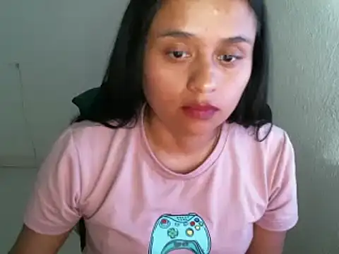 Snapshot of passion_sweet07 chatting on 03-01-25, 10:53 passion sweet07 online show from 03-01-25, 10:53