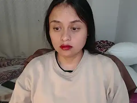 Snapshot of passion_sweet07 chatting on 03-19-25, 02:05 passion sweet07 online show from 03-19-25, 02:05