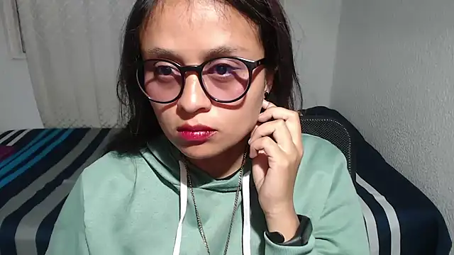 Snapshot of passion_sweet07 chatting on 09-15-25, 10:54 passion sweet07 online show from 09-15-25, 10:54