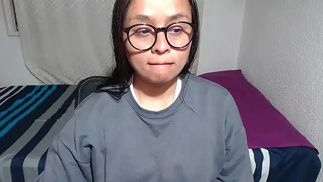 Snapshot of passion_sweet07 chatting on 09-19-25, 10:16 passion sweet07 online show from 09-19-25, 10:16